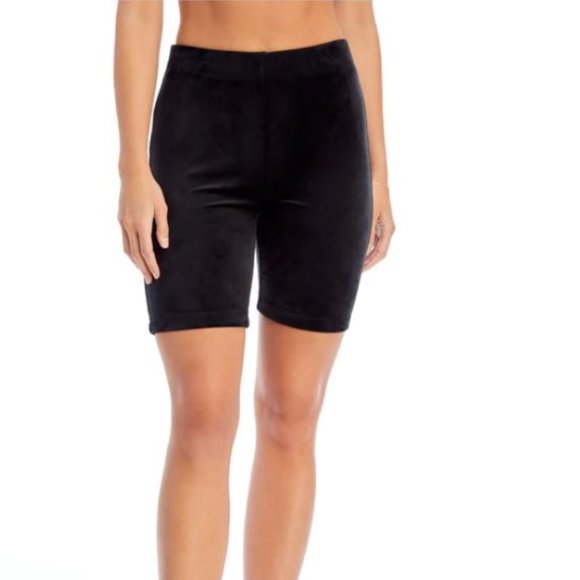 NWT Embellished Back Black Velour Juicy Couture Biker Short. - Picture 3 of 13